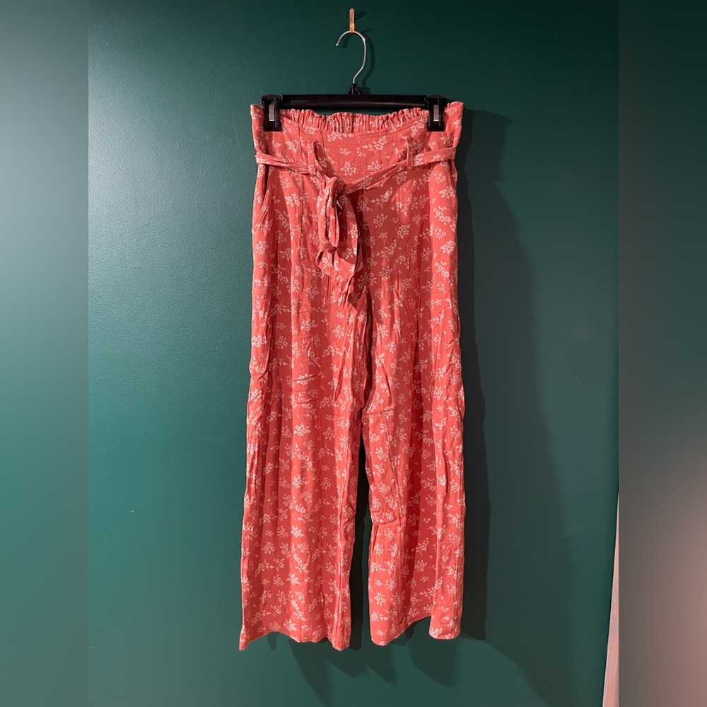 American Eagle Paperbag Pants